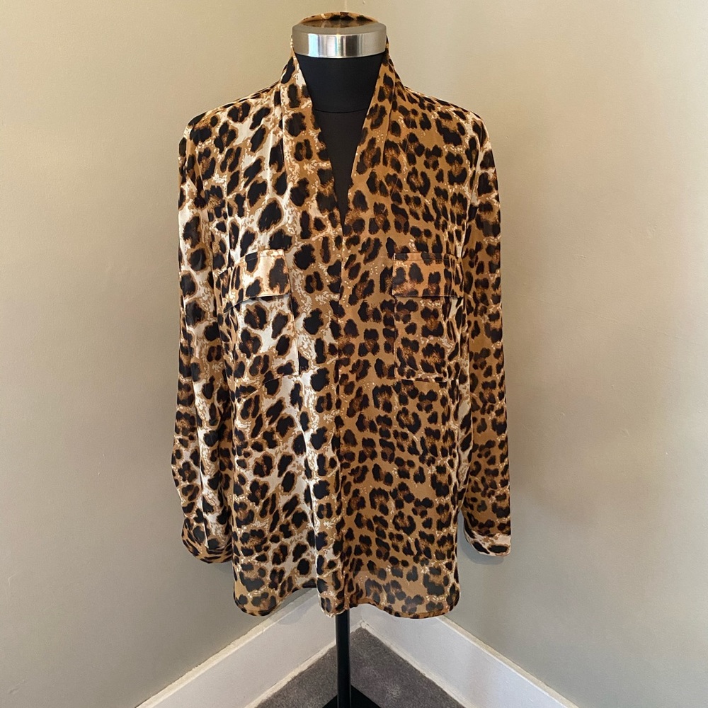 Cheetah Print Rolled Sleeve V Neck Tunic Long Blouse with Front Pockets